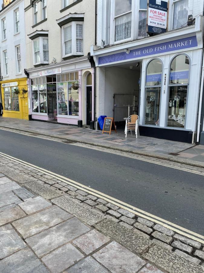 Mitre Court - Plymouth Barbican Exterior foto